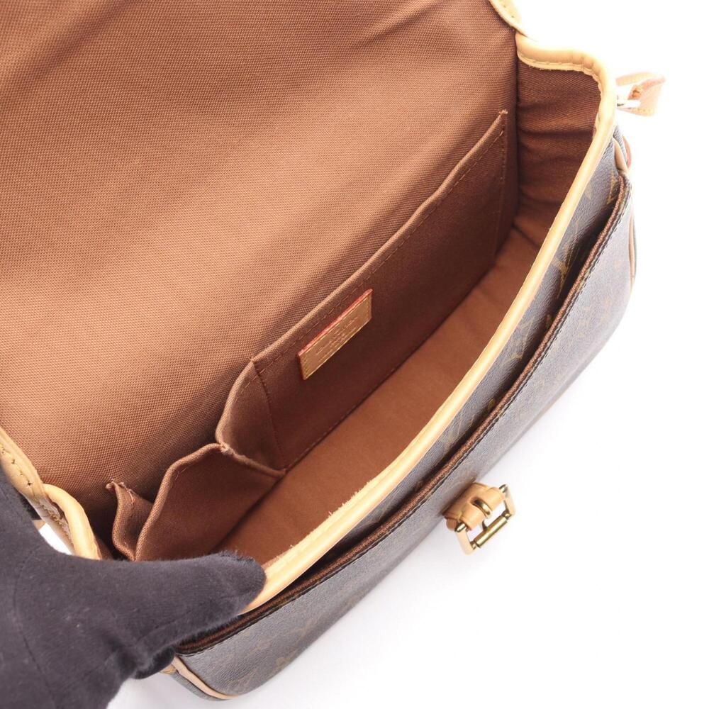 LOUIS VUITTON Brown Monogram Leather Shoulder Bag - Picture 3 of 15